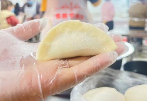 感恩從心開始，讓愛溫暖彼此----記華虹感恩節(jié)活動